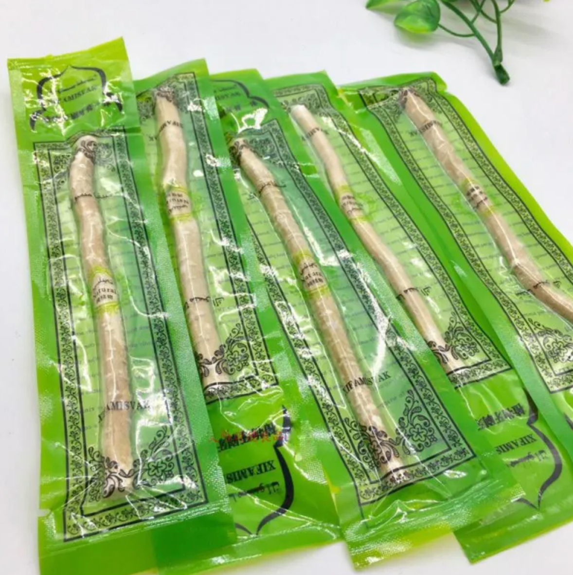 Naturens Smarta Tandborste (Miswak) – Vitare tänder helt naturligt!